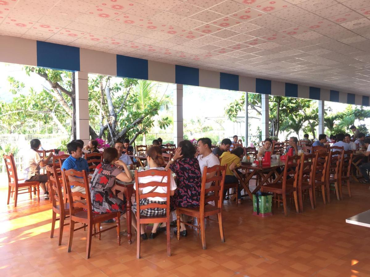 Khach San Binh Duong Hotel Quy Nhon Exterior photo