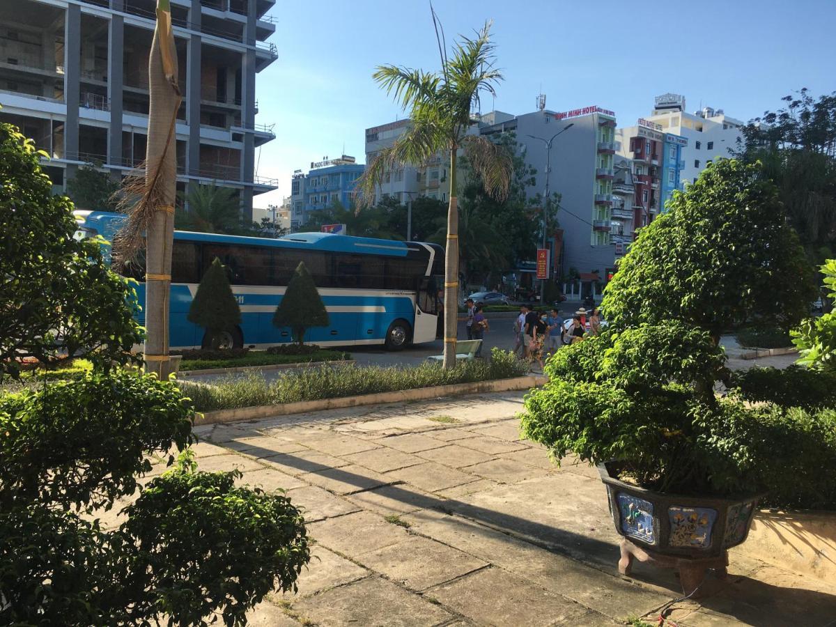 Khach San Binh Duong Hotel Quy Nhon Exterior photo