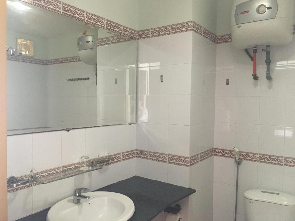 Khach San Binh Duong Hotel Quy Nhon Exterior photo